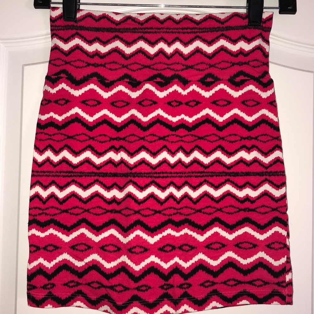 Patterned Mini Skirt